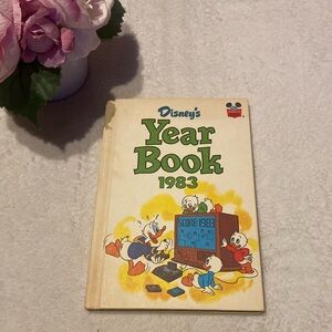 DISNEY’S YEAR BOOK 1983 Wonderful World Of Reading